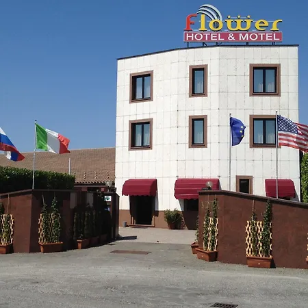 Hotel Flower Novi Ligure