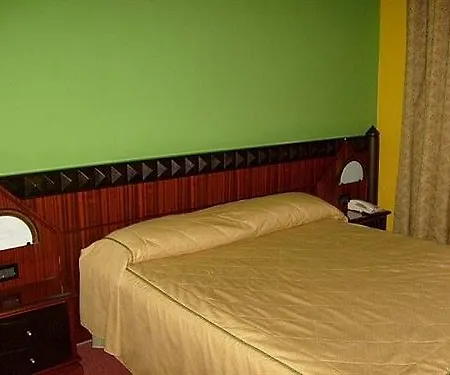 Flower Hotel 3*